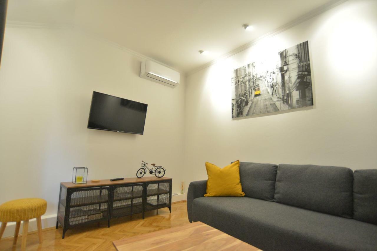 Apartman Lena Dakovo Exterior photo
