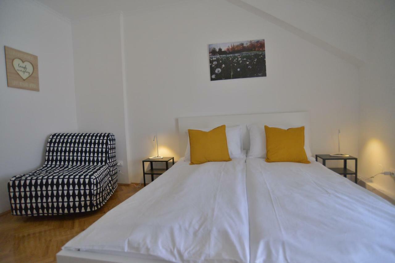 Apartman Lena Dakovo Exterior photo